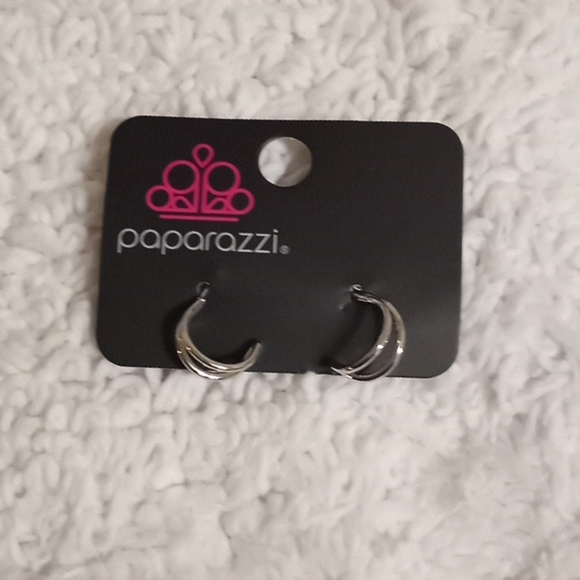 Charming Crescents Silver Hoop Earrings. NWT - Picture 1 of 3